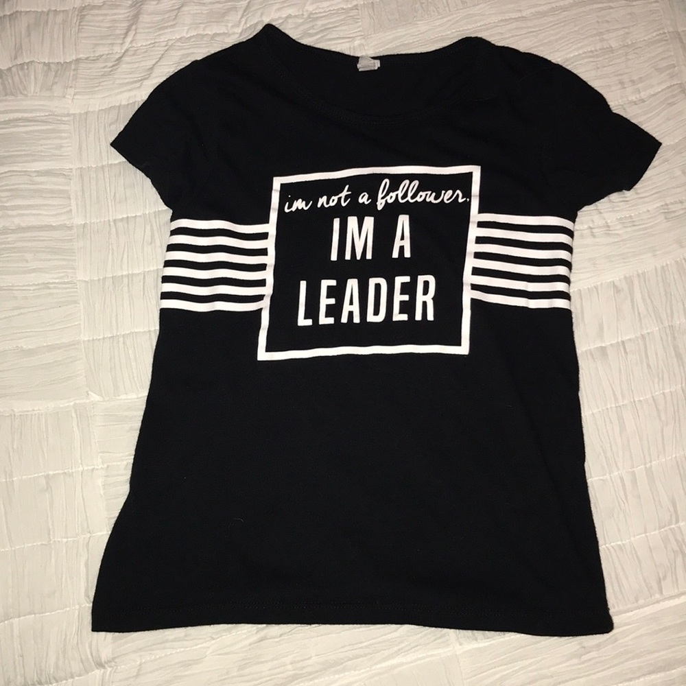 Girls size M ideology black and white tee